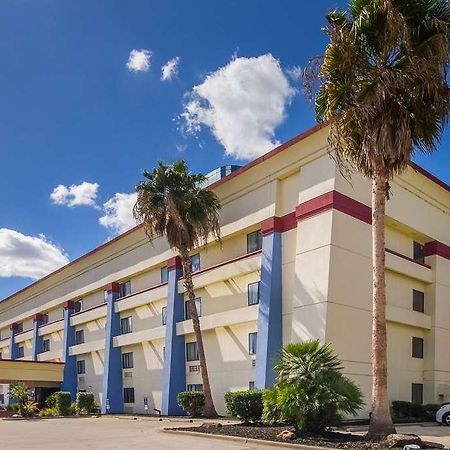 Rodeway Inn Houston North Greenspoint Esterno foto